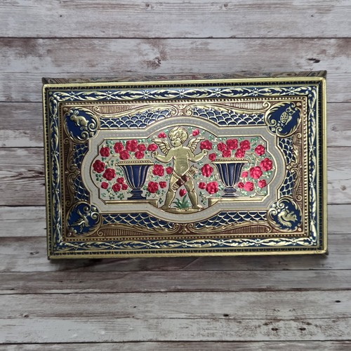 Vintage biscuit tin - biscuit,